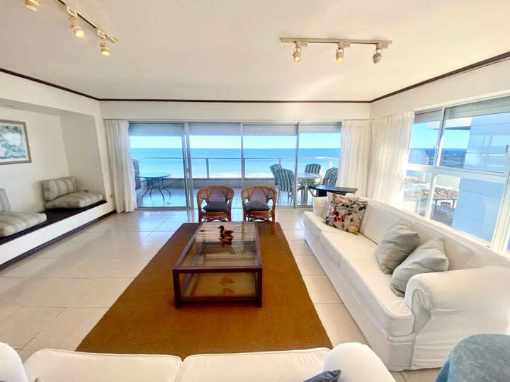 Apartamento en venta en Resalsero (Calle 26), Maldonado