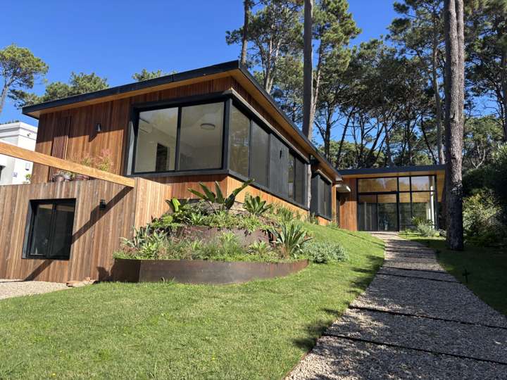 Casa en venta en Alfonsina Storni, Maldonado