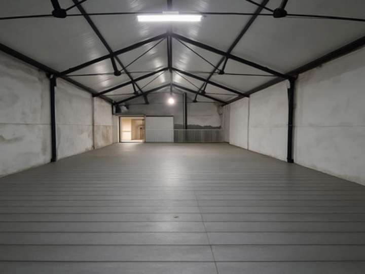 Comercial / Tienda en venta en César Díaz, Montevideo