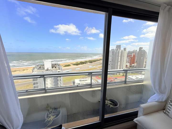 Apartamento en venta en María Eugenia Vaz Ferreira, Maldonado