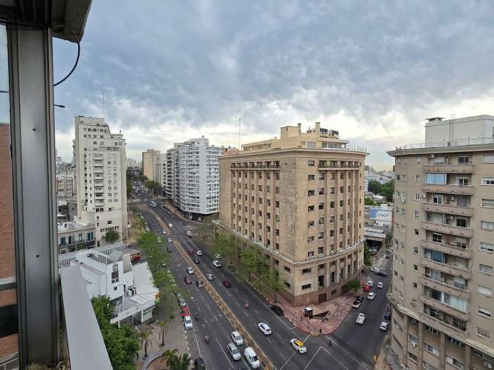 Apartamento en venta en Avenida Libertador Brigadier General Lavalleja, Montevideo