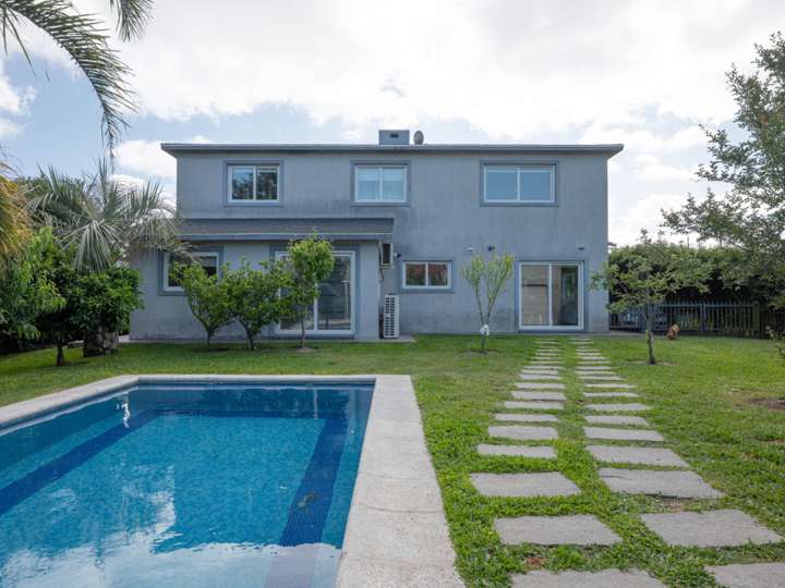 Casa en venta en Avenida Víctor Hugo, Maldonado