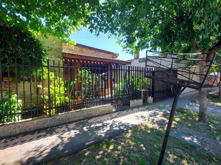 Casa en venta en Santo Domingo, 482, Buenos Aires