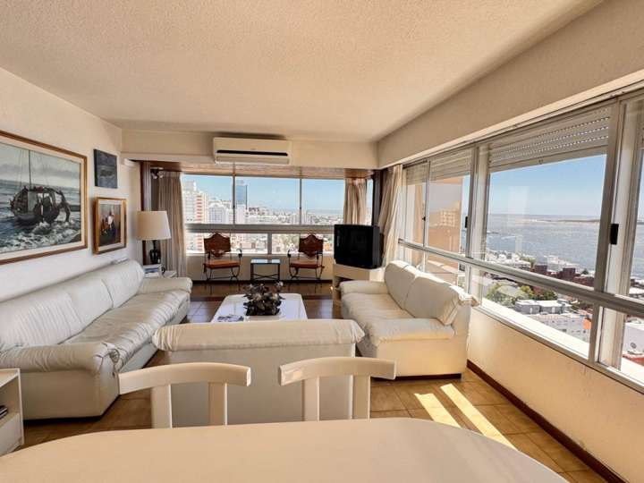 Apartamento en venta en El Remanso (Calle 20), Maldonado