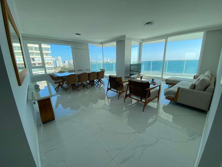 Apartamento en venta en Avenida París, Maldonado