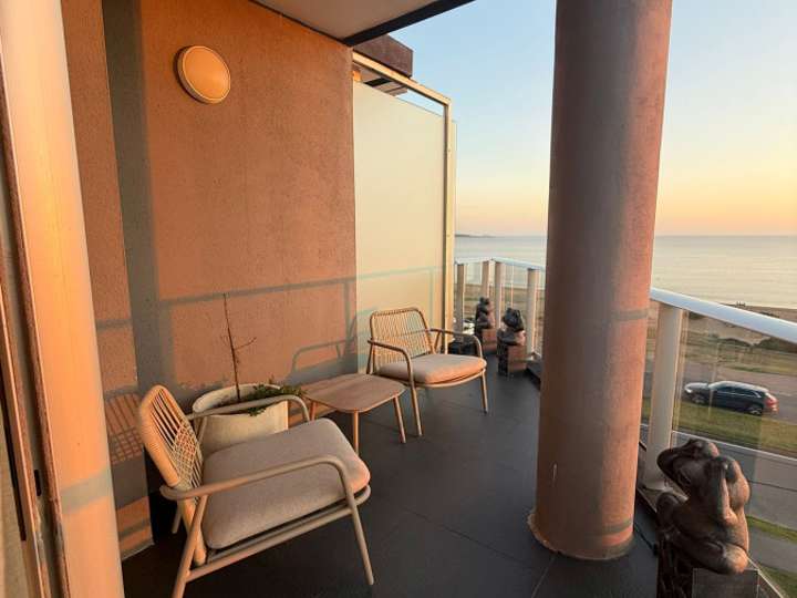 Apartamento en venta en Rambla Doctor Claudio Williman, Maldonado