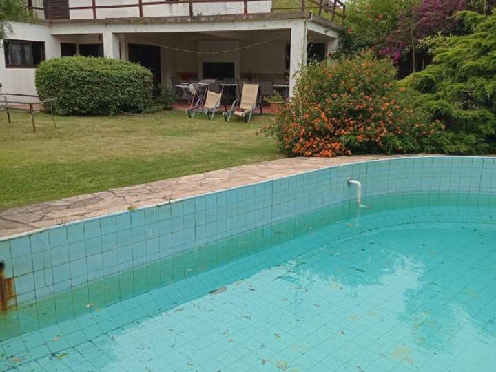 Casa en venta en Pinares, Maldonado