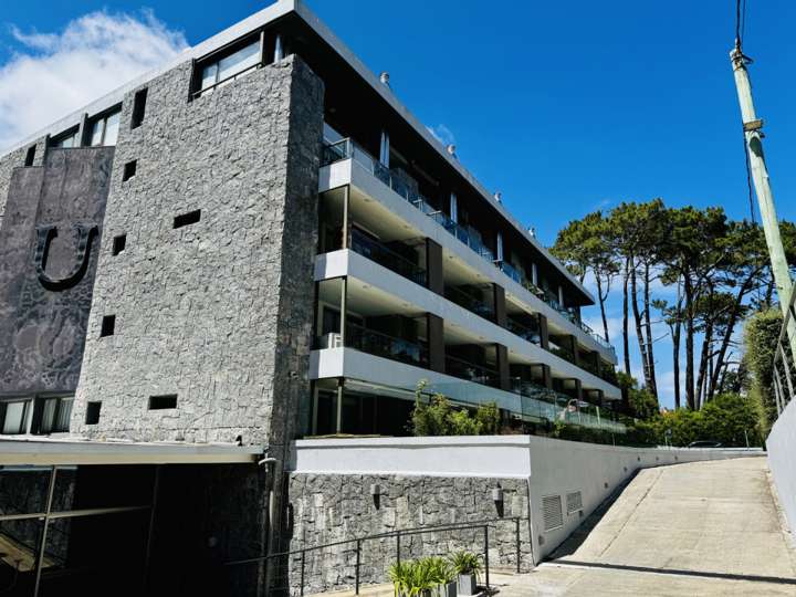 Apartamento en venta en Avenida Orlando Pedragosa Sierra, Maldonado