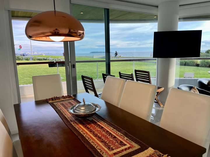 Apartamento en venta en Rambla Doctor Claudio Williman, Maldonado