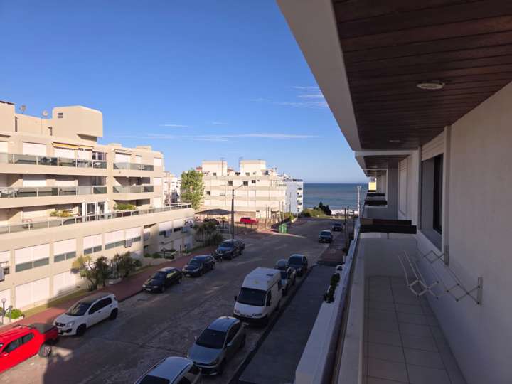 Apartamento en venta en La Galerna (Calle 21), Maldonado