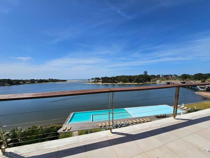 Apartamento en venta en Avenida Eduardo Víctor Haedo, Maldonado