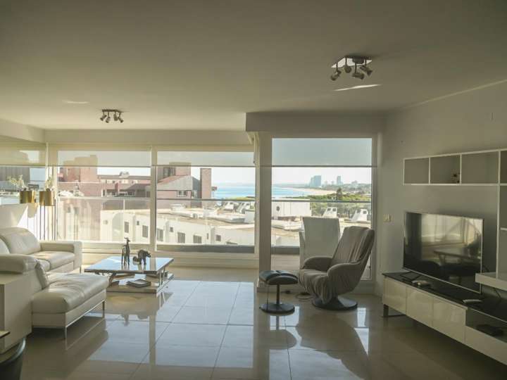 Apartamento en venta en Avenida Chiverta, Maldonado