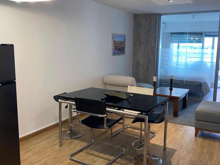 Apartamento en alquiler en 21 de Setiembre, Montevideo