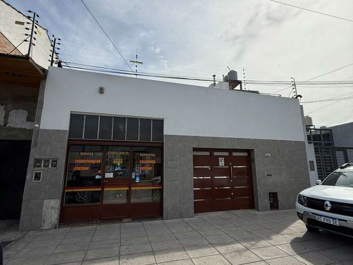 Edificio en venta en Avenida General San Martín, 3557, Lomas del Mirador