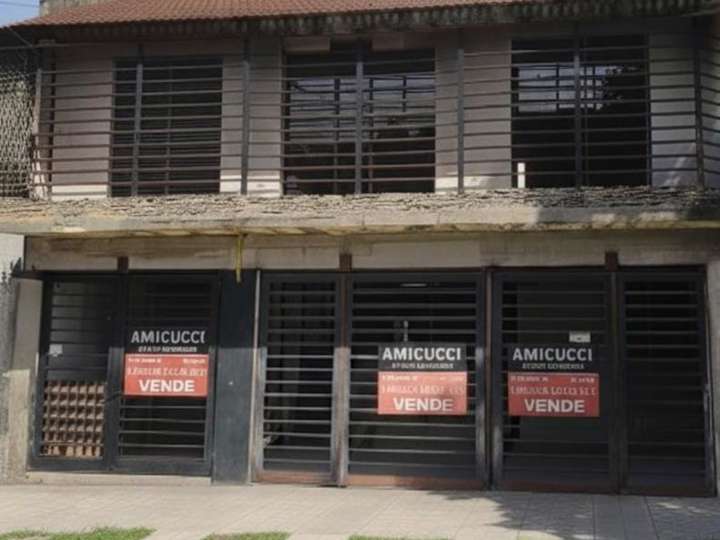 Departamento en venta en 122 - General Roca, 3500, Buenos Aires