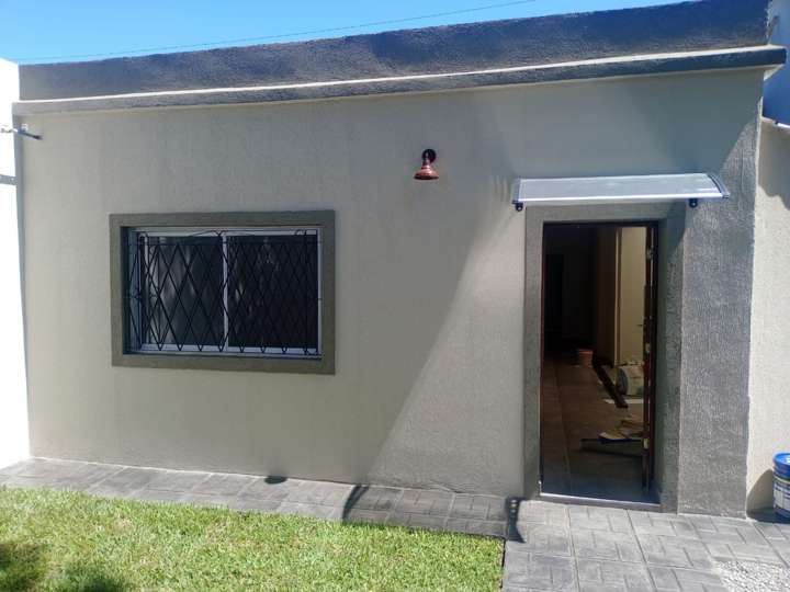 Edificio en alquiler en Ibarrola, 195, La Tablada