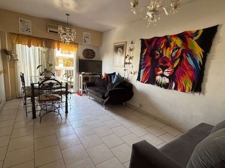 Departamento en venta en Avenida Coronel Ramón Lorenzo Falcón, Ciudad Autónoma de Buenos Aires