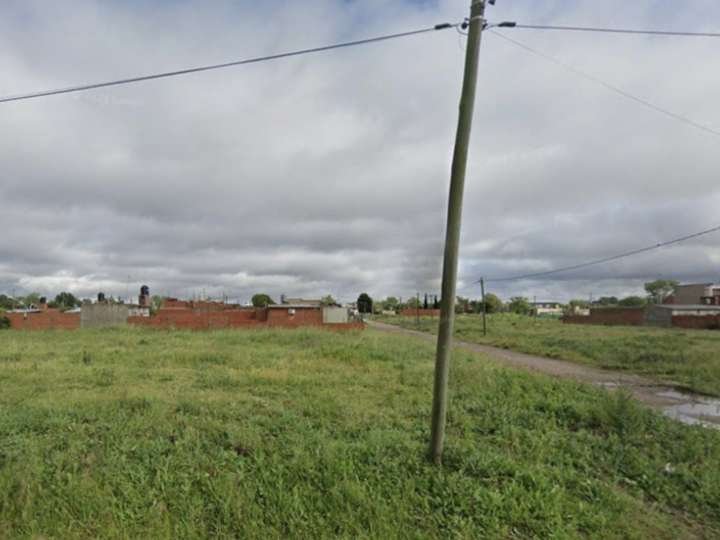 Terreno en venta en Julio Nicolas Fonrouge, Buenos Aires