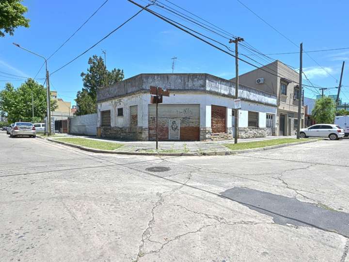 Casa en venta en Enrique Fermi, 999, El Palomar
