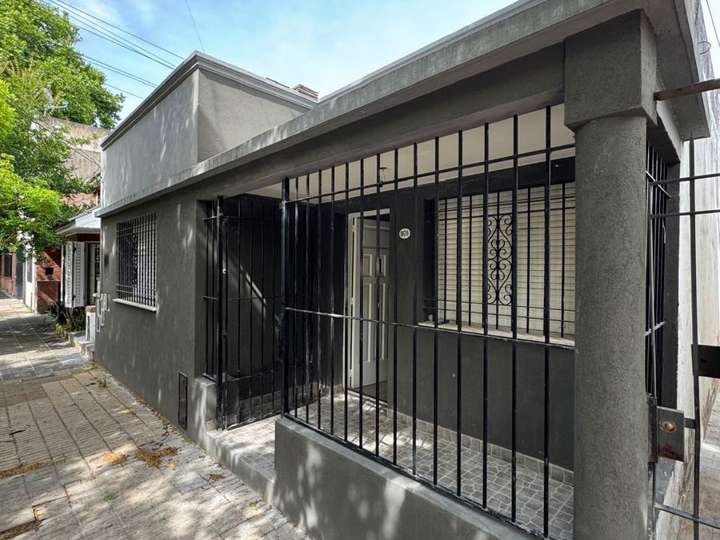 Casa en alquiler en Valentín Vergara, 1970, Buenos Aires