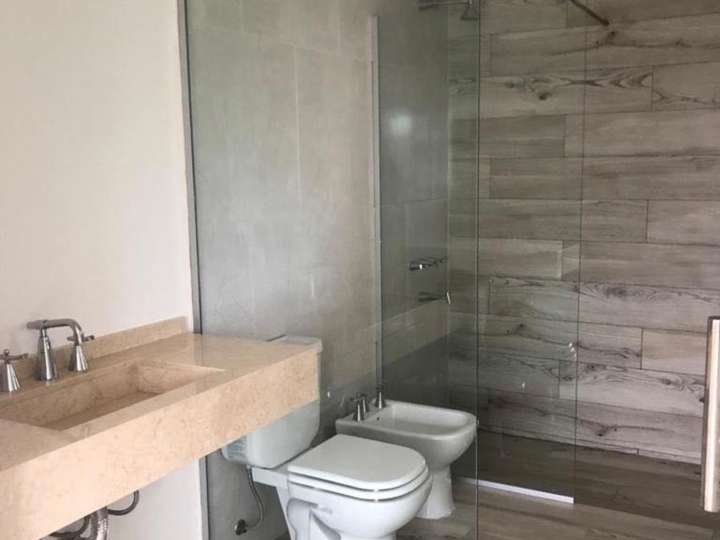 Casa en venta en Calle 131, Hudson