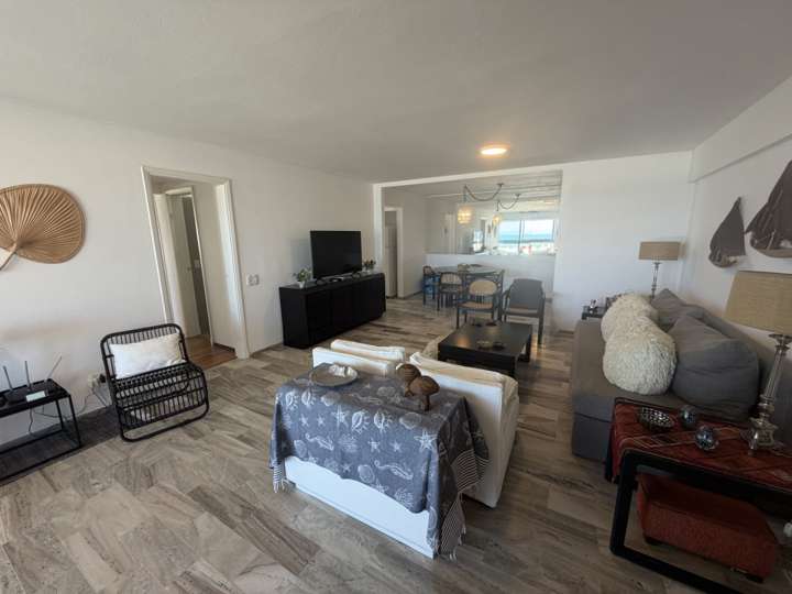 Apartamento en venta en Comodoro Gorlero (Calle 19), Maldonado