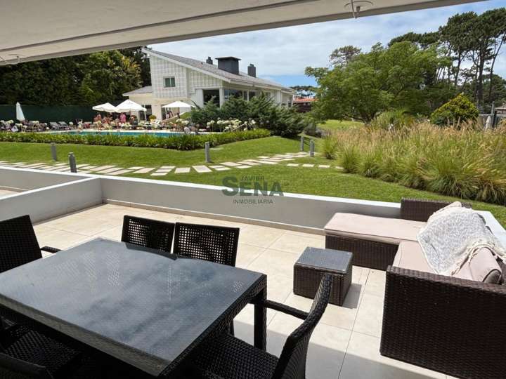 Apartamento en venta en Avenida Orlando Pedragosa Sierra, Maldonado