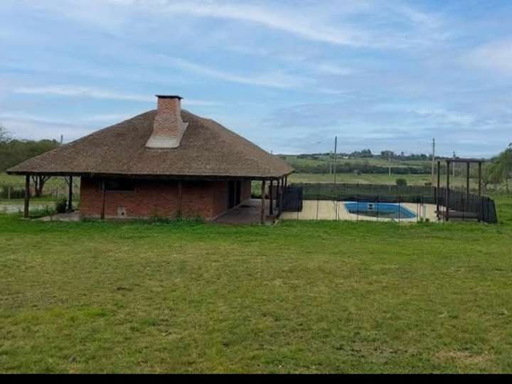 Casa en venta en Calle 68 S, Chacras de Paysandú