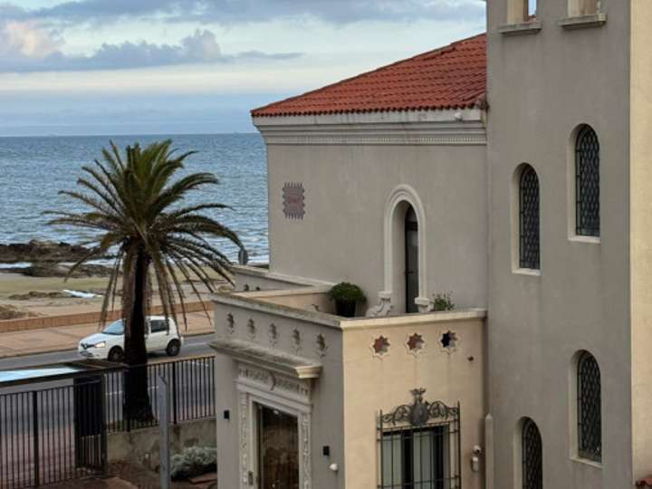 Apartamento en venta en Carrasco, Montevideo