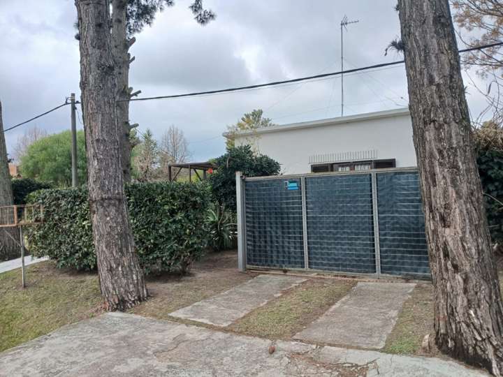 Casa en venta en Calle H, Canelones