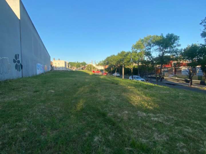 Terreno en venta en Malvín Norte, Montevideo