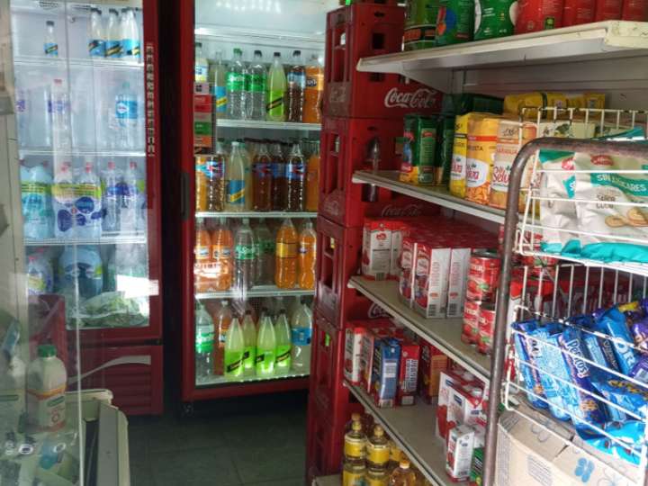 Comercial / Tienda en venta en El Pinar, Canelones