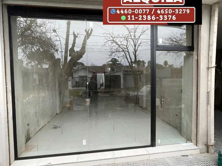 Comercial / Tienda en alquiler en Echeverría, 2012, Ciudad Autónoma de Buenos Aires