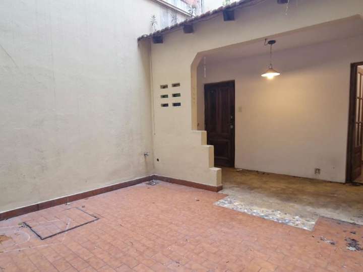 Edificio en alquiler en José Mármol, 583, Ciudad Autónoma de Buenos Aires