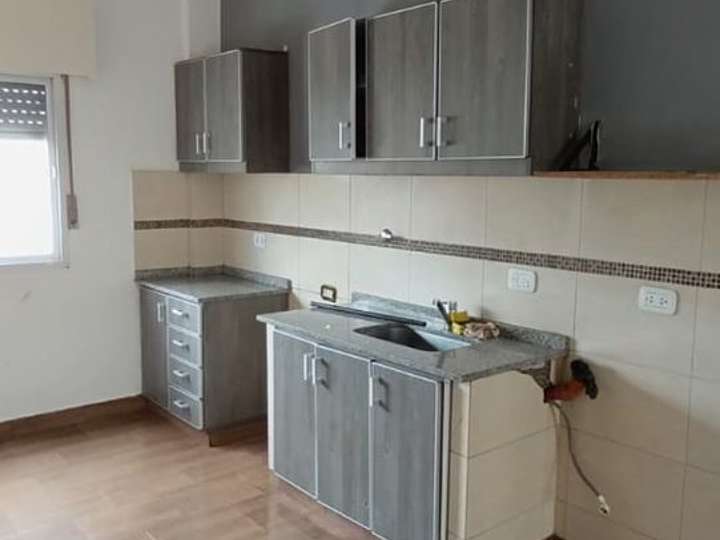 Departamento en alquiler en Defensa, 549, La Tablada