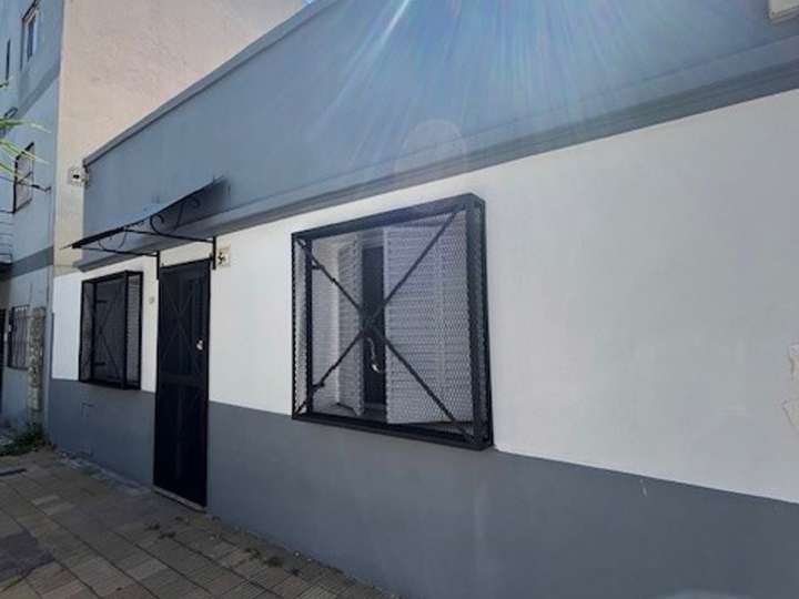 Casa en venta en 503 - Séneca, 1720, Santos Lugares