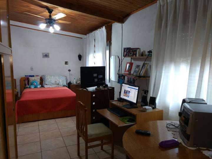 Casa en venta en Cucha Cucha, 2100, Aldo Bonzi