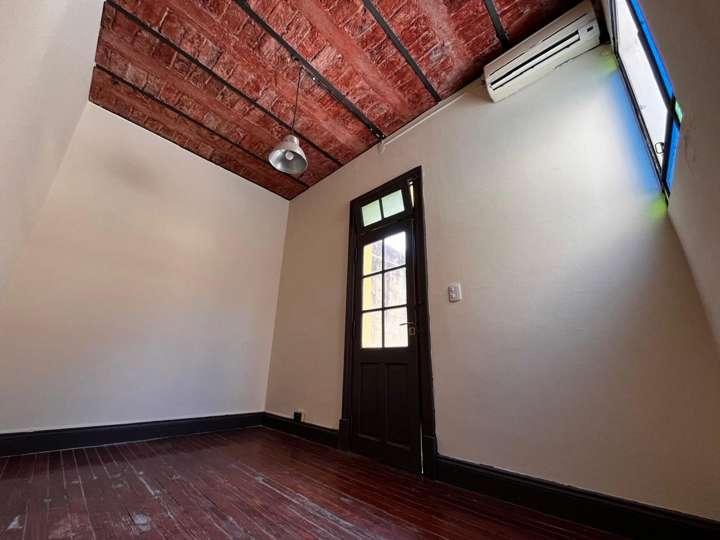 Casa en venta en Morelos, 702, Ciudad Autónoma de Buenos Aires