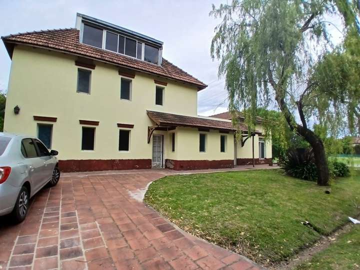 Casa en venta en 12 de Octubre, Villa Rosa