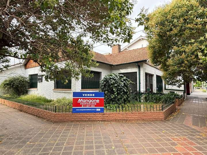 Casa en venta en Zuviría, 300, Buenos Aires
