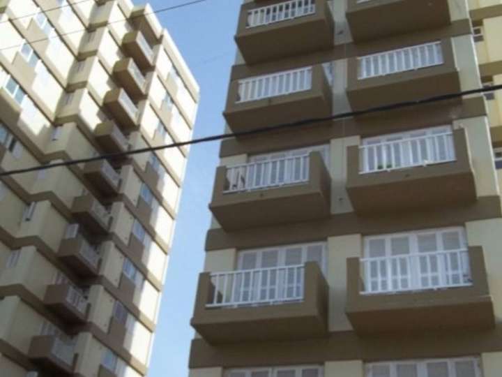 Departamento en venta en Avenida 1, Villa Gesell