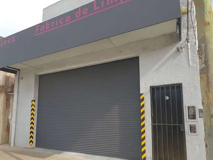 Comercial / Tienda en alquiler en 618 - Avenida Bartolomé Mitre, 4476, Buenos Aires