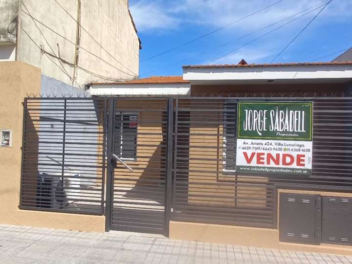 Edificio en venta en Triunvirato, 2733, Villa Luzuriaga