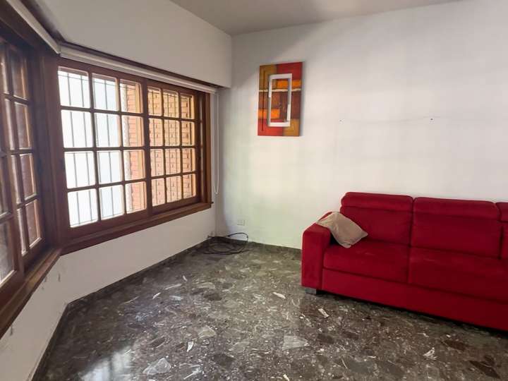 Casa en venta en Leopardi, 470, Ciudad Autónoma de Buenos Aires