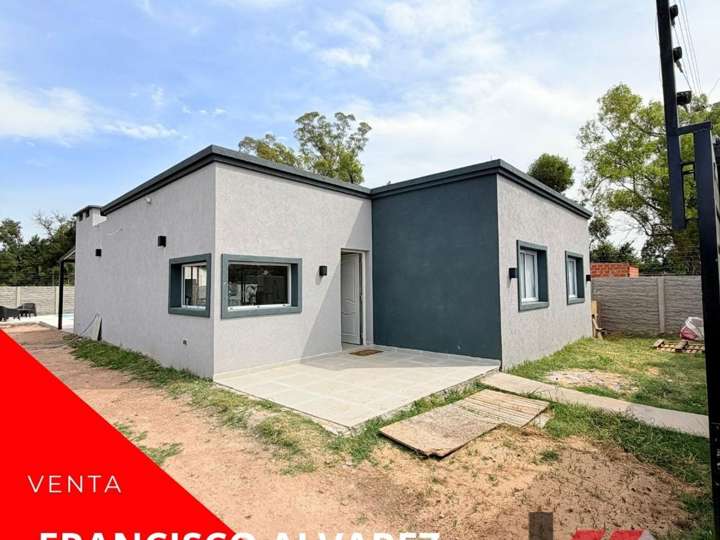 Casa en venta en Manuel de Falla, Francisco Álvarez