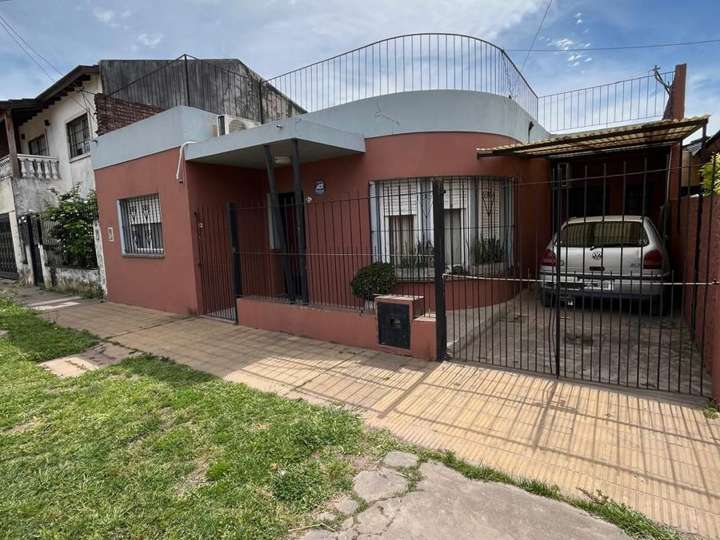 Casa en venta en Los Andes, 3660, Buenos Aires