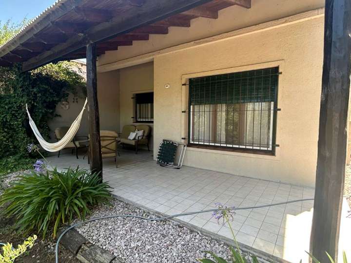 Casa en venta en La Pampa, Buenos Aires