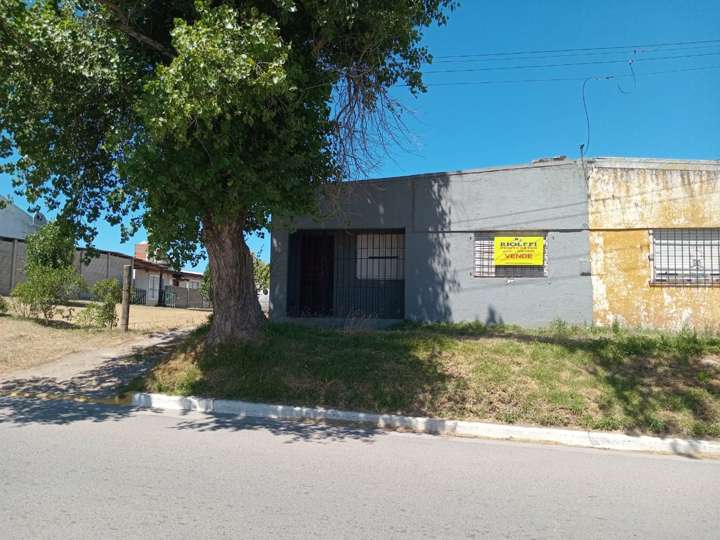 Casa en venta en Calle 548, Quequén
