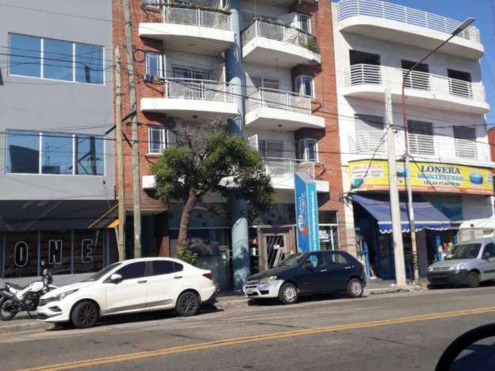 Departamento en venta en Hernandarias, 9, Lomas del Mirador