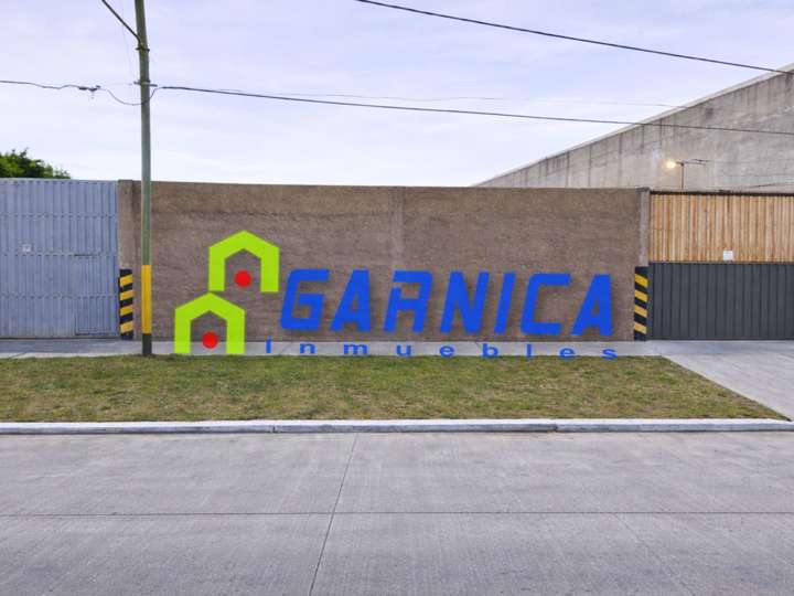 Comercial / Tienda en alquiler en Juan Jáuregui, Buenos Aires